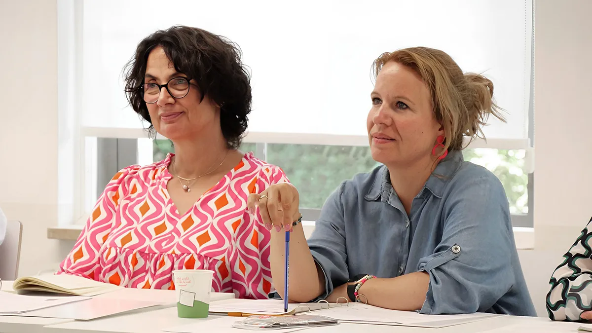 Cursisten krijgen les over hoe begeleiding te bieden bij een naderend einde